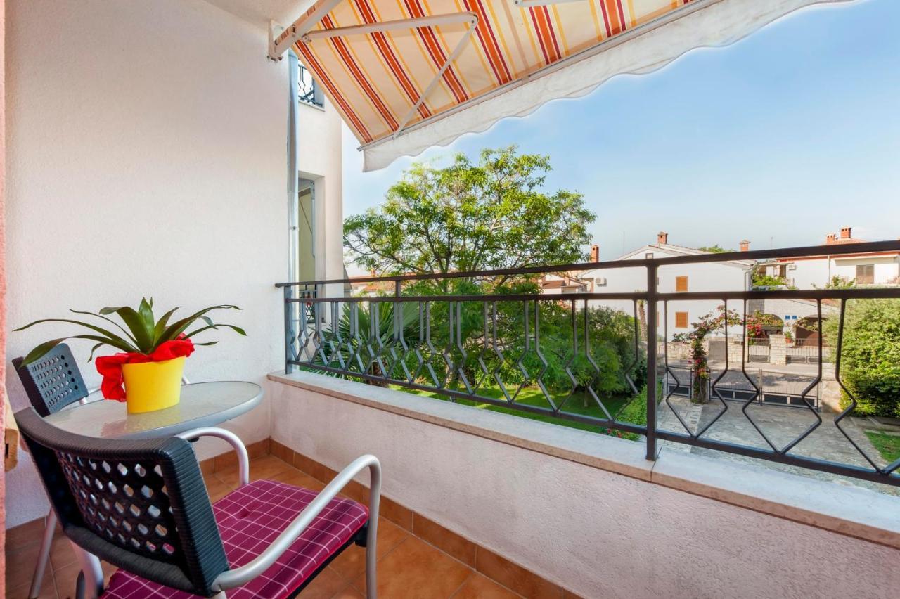 Apartments Adria โรวีน ภายนอก รูปภาพ