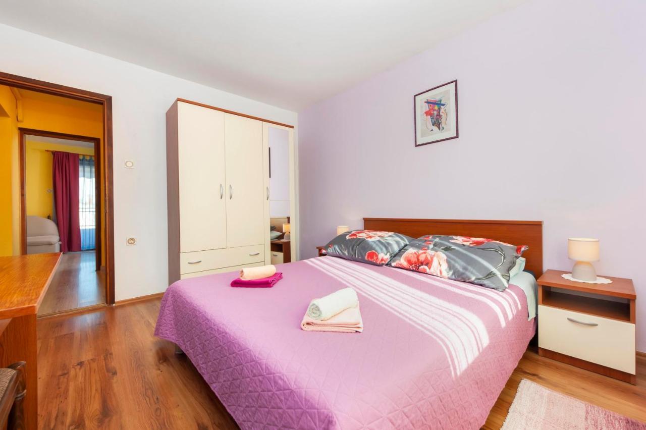 Apartments Adria โรวีน ภายนอก รูปภาพ