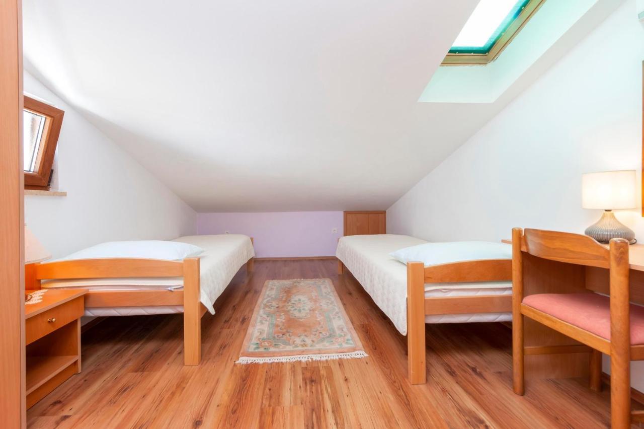 Apartments Adria โรวีน ภายนอก รูปภาพ